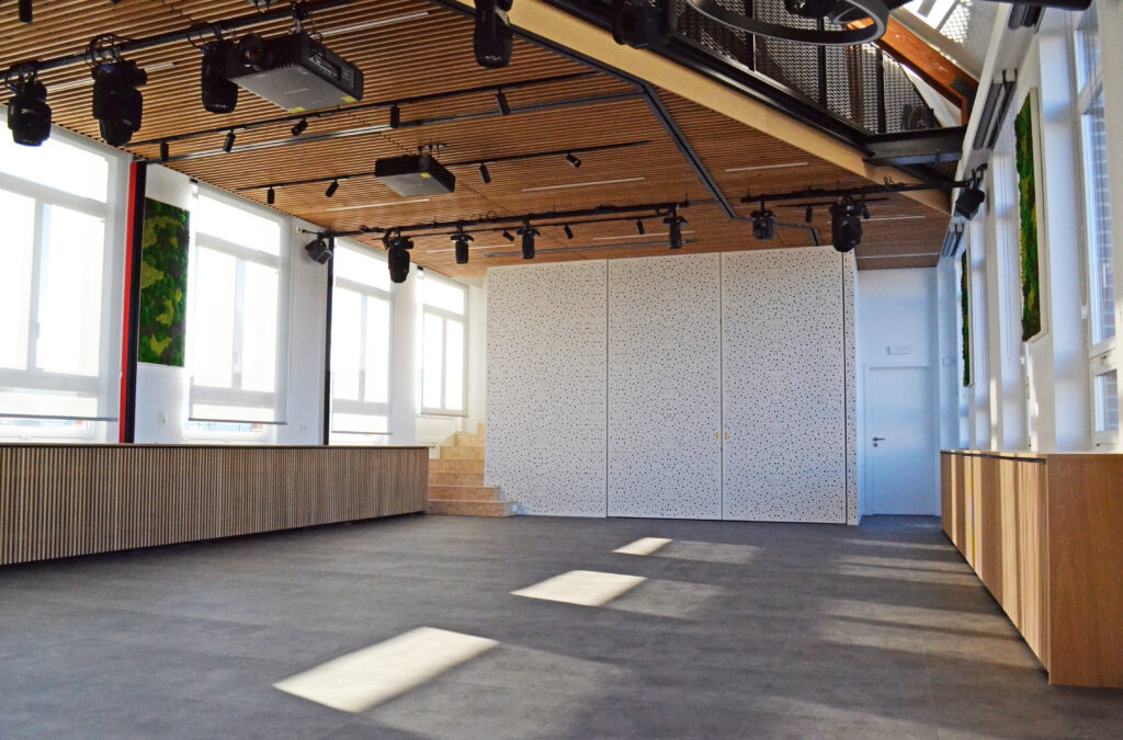 Ecole Haren-Aménagement intérieur salle